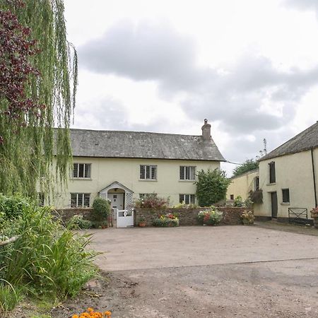 卡伦普顿Lower Ford Farm住宿加早餐旅馆 外观 照片