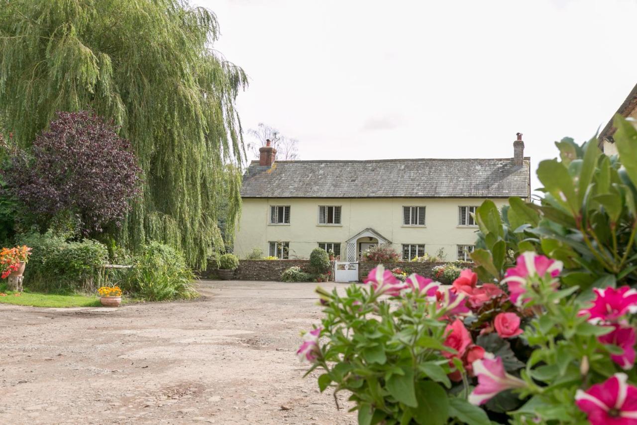 卡伦普顿Lower Ford Farm住宿加早餐旅馆 外观 照片